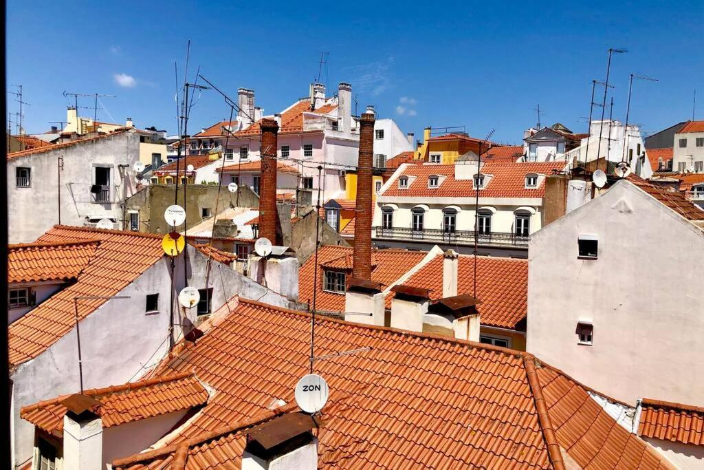 32 2 - Heart Of Lisbon Private Apartment, Bairro Alto Eksteriør billede